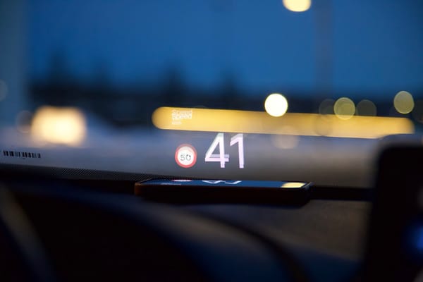 A mobile app as Heads Up Display